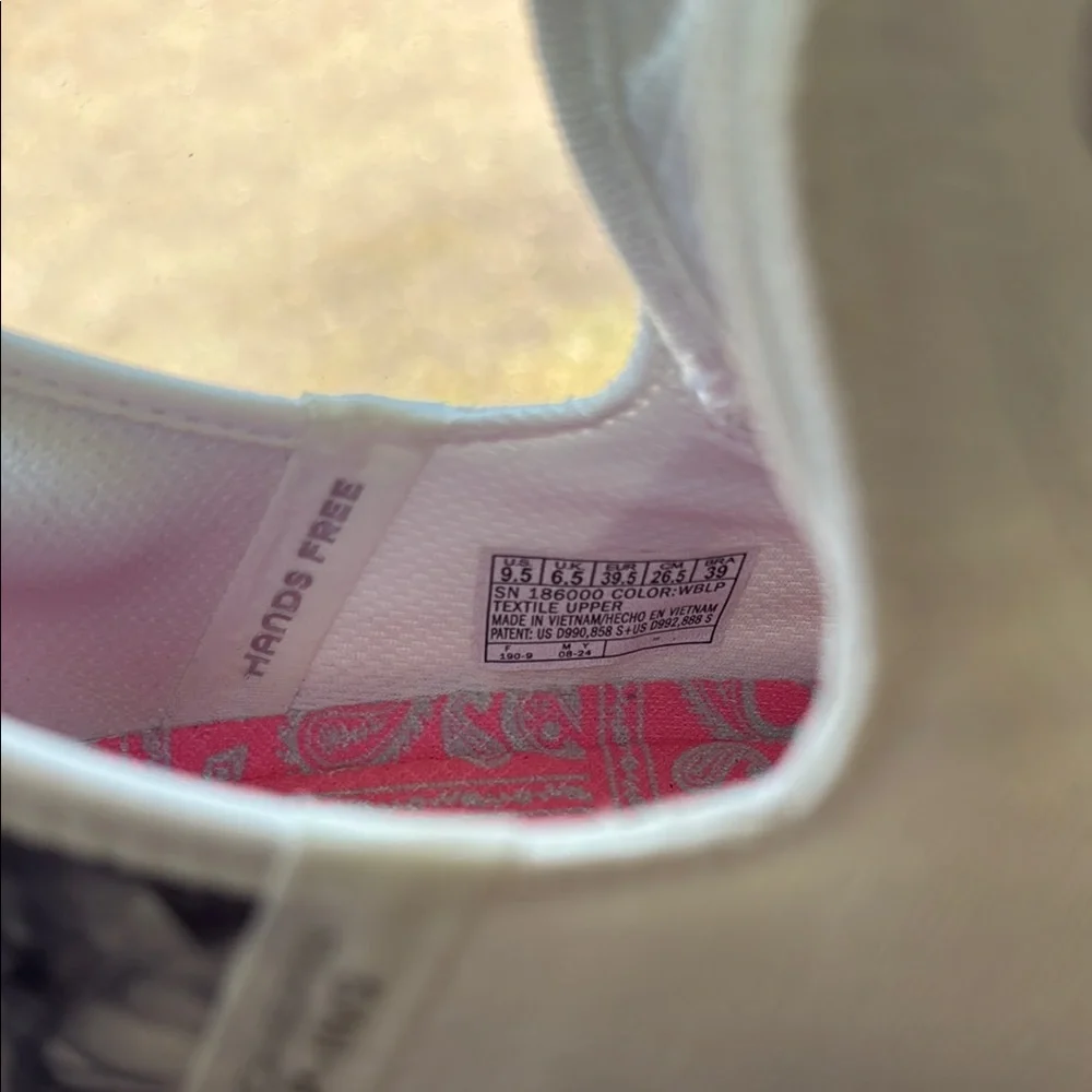 Snoop Dog Converse Sketcher Shoes - Picture 7 of 8